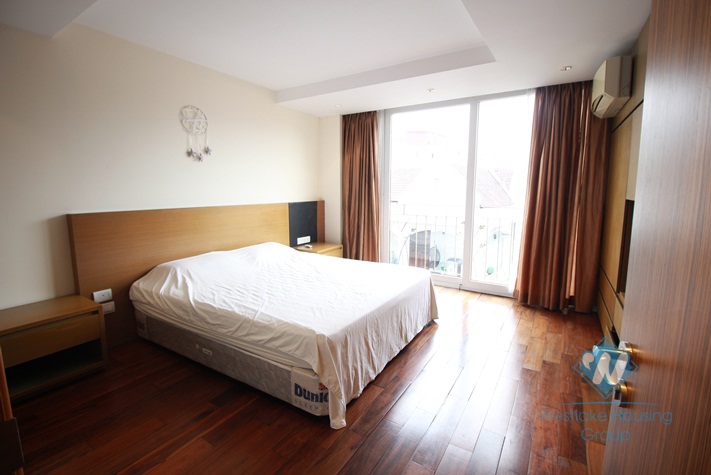 2 bedrooms, fully furnished apartment for rent in To Ngoc Van, Tay ho, Ha Noi